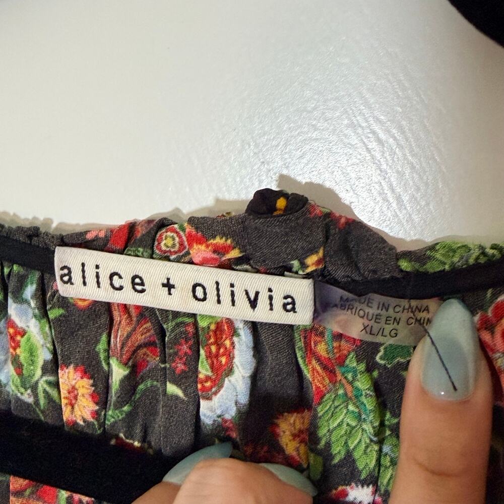 Alice + Olivia Kora Smocked Floral Peasant Top Ruffle Sleeve - Picture 5 of 7